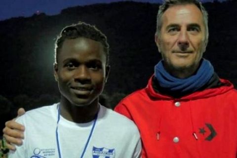 Ντεμπούτο στη Γ' Εθνική για τον 14χρονο πρόσφυγα από το Κονγκό