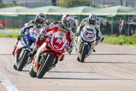 Συγκλονιστική νίκη του Πίππου και της Ducati στα Μέγαρα