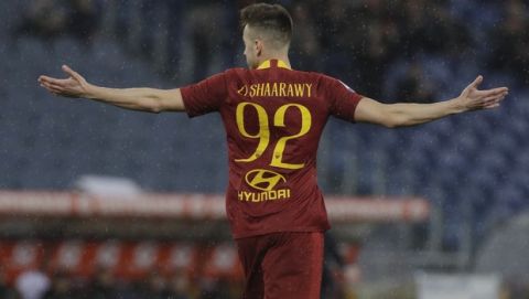 Roma's Stephan El Shaarawy celebrates after scoring his team's first goal during an Italian Serie A soccer match between Roma and Empoli, at the Olympic stadium in Rome, Monday, March 11, 2019. (AP Photo/Gregorio Borgia)
