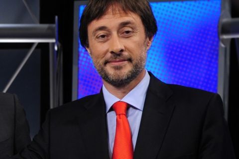 From left, Jaume Ferrer, Marc Ingla, Sandro Rosell and Agusti Benedito, the four candidates to replace Joan Laporta as the chairman of Spanish and European champions Barcelona, pose during a television debate in San Joan Despi, Spain, Friday, June 11, 2010. The four candidates will stand on June 13 in an election to replace Laporta who can no longer stand for election again after holding the position since 2003. (AP Photo/Manu Fernandez)