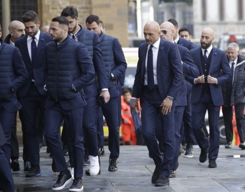 Inter Milan players and their coach Luciano Spalletti arrive for the funeral ceremony of Italian player Davide Astori in Florence, Italy, Thursday, March 8, 2018. The 31-year-old Astori was found dead in his hotel room on Sunday after a suspected cardiac arrest before his team was set to play an Italian league match at Udinese. (AP Photo/Alessandra Tarantino)