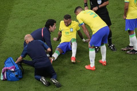 Ο Νεϊμάρ της Βραζιλίας σε στιγμιότυπο κόντρα στη Σερβία για τη φάση των ομίλων του Παγκοσμίου Κυπέλλου 2022 στο "Λουσαΐλ Αϊκόνικ Στέιντιουμ", Λουσαΐλ | Πέμπτη 24 Νοεμβρίου 2022