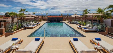 Η πισίνα στην ταράτσα του πολυτελούς ξενοδοχείου του Κριστιάνο Ρονάλντο στο Μαρόκο