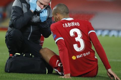 Ο Φαμπίνιο τραυματίστηκε στο 30' του αγώνα Λίβερπουλ - Μίντιλαντ για τη 2η αγωνιστική του UEFA Champions League 2020/21