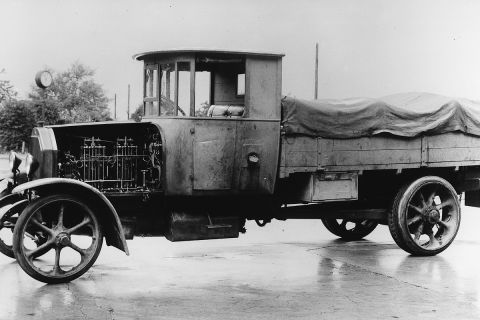 Το πρώτο Ντίζελ φορτηγό από τους Benz και Dalmier 