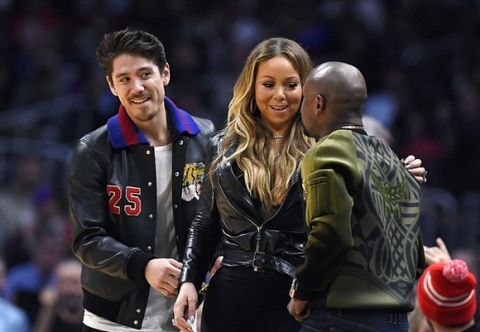 Το αβυσσαλέο ντεκολτέ της Mariah Carey σε αγώνα των LA Clippers 