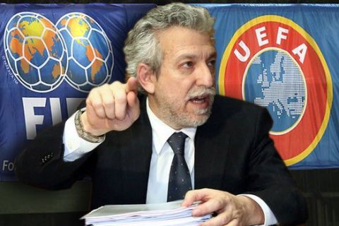 "Τελεσίγραφο" αποκλεισμού από UEFA και FIFA