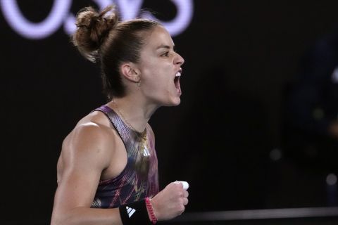 Η Μαρία Σάκκαρη πανηγυρίζει στο Australian Open