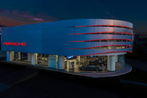 Porsche Center Αthens
