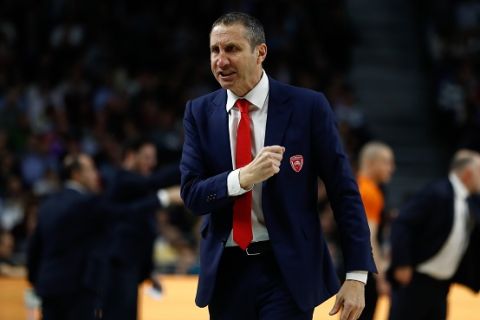 Έξαλλος ο Μπλατ: "Με εξοργίζουν οι απολύσεις των προπονητών της EuroLeague"