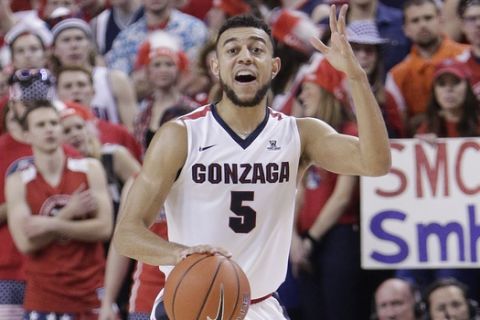 Gonzaga guard Nigel Williams-Goss (5) speaks to his team during the second half of an NCAA college basketball game against Saint Mary's in Spokane, Wash., Saturday, Jan. 14, 2017. (AP Photo/Young Kwak)
