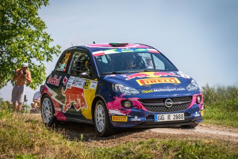 Ladies first: Tamara Molinaro (19, from Moltrasio/Italy) in her works Opel ADAM R2.
