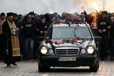 Οπαδοί της Λέφσκι έκαναν κηδεία στην ΤΣΣΚΑ