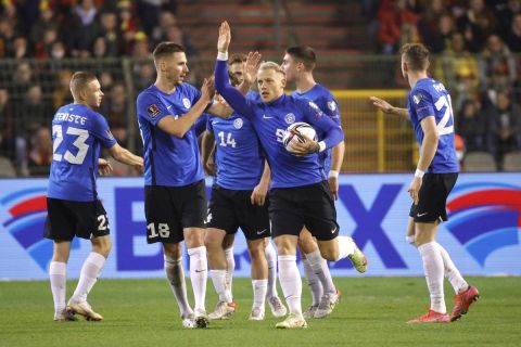 Οι παίκτες της Εσθονίας πανηγυρίζουν γκολ που σημείωσαν κόντρα στο Βέλγιο για τη φάση των προκριματικών ομίλων της ευρωπαϊκής ζώνης του Παγκοσμίου Κυπέλλου 2022 στο "Κινγκ Μποντουέν", Βρυξέλλες | Σάββατο 13 Νοεμβρίου 2021