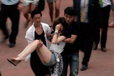 Φρενίτιδα για Μπέκαμ στην Κίνα με 5 τραυματίες!