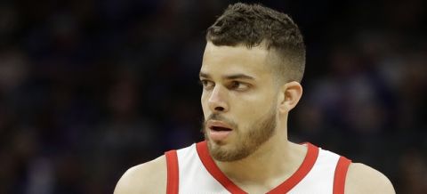 Houston Rockets guard R.J. Hunter during the second half of an NBA basketball game against the Sacramento Kings, Wednesday, April 11, 2018, in Sacramento, Calif. The Kings won 96-83. (AP Photo/Rich Pedroncelli)