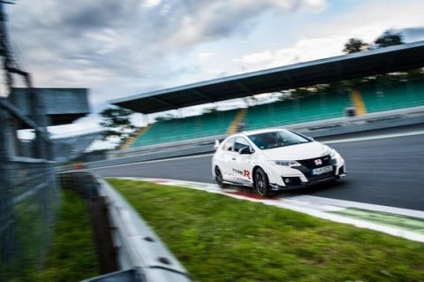 Το Honda Civic Type R πέτυχε νέα ρεκόρ