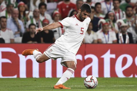 Ο Μιλάντ Μοχαμεντί από αγώνα της Εθνικής Ιράν για το Asian Cup 