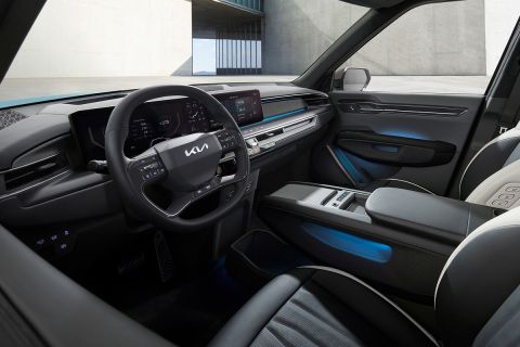 Τα πάντα για το Kia EV9: Οι εκδόσεις, τα συστήματα κίνησης και τα δυνατά σημεία του ηλεκτρικού SUV