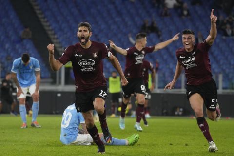Ο Φεντερίκο Φάσιο της Σαλερνιτάνα πανηγυρίζει γκολ που σημείωσε κόντρα στη Λάτσιο για τη Serie A 2022-2023 στο "Ολίμπικο", Ρώμη | Κυριακή 30 Οκτωβρίου 2022