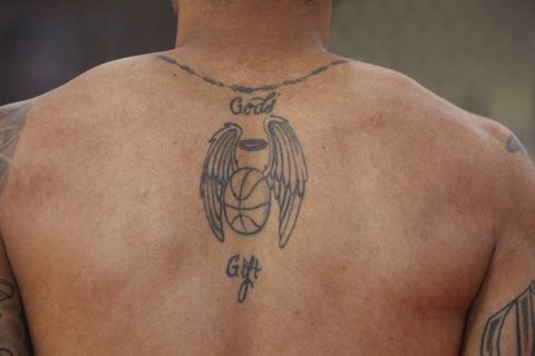 Τα τατουάζ των παικτών του Ολυμπιακού και οι… λόγοι τους
