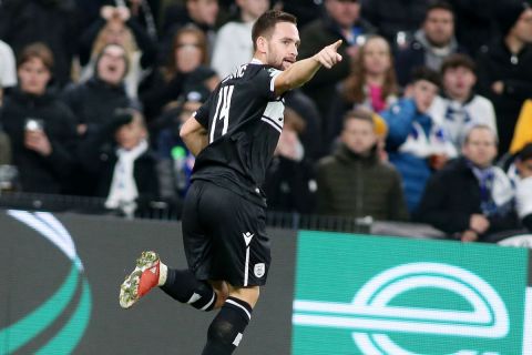 Ο Αντρίγια Ζίβκοβιτς πανηγυρίζει το γκολ που πέτυχε για τον ΠΑΟΚ κόντρα στην Κοπεγχάγη | 21 Οκτωβρίου 2021