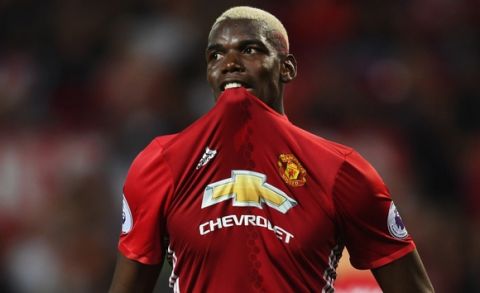 MANCHESTER, ENGLAND - AUGUST 19:  Paul Pogba of Manchester United reacts after failing to score during the Premier League match between Manchester United and Southampton at Old Trafford on August 19, 2016 in Manchester, England.  (Photo by Michael Regan/Getty Images)