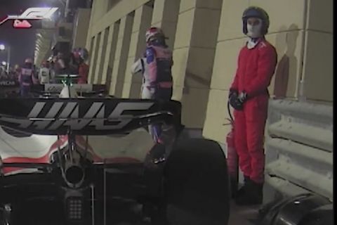 Formula 1: Το σπριντ του Οκόν στα pits για να ζητήσει συγγνώμη από τον Μικ Σουμάχερ