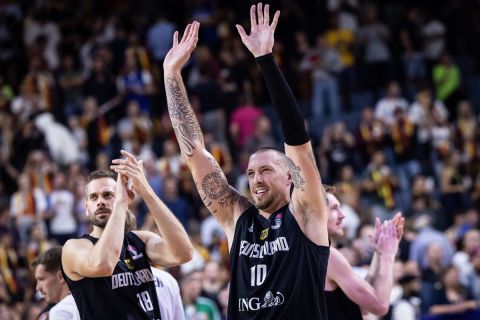 EuroBasket 2022: Ο Ντιρκ Νοβίτσκι έδωσε έμπνευση στην τρομερή Γερμανία