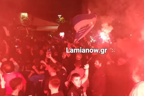 Θερμή υποδοχή του κόσμου στη Λαμία μετά την παραμονή στη Stoiximan Super League