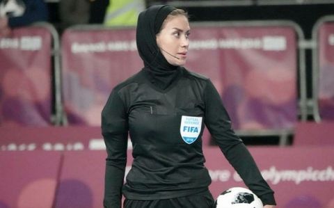 Τζέλαρεχ Ναζέμι: Η πρώτη γυναίκα διαιτητής futsal από το Ιράν με σήμα FIFA