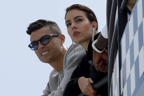 Χεορχίνα Ροντρίγκες και Κριστιάνο Ρονάλντο παρακολουθούν αγώνα της Formula 1 στο Μονακό | 23 Μαΐου 2019