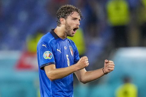 Ο Μανουέλ Λοκατέλι της Ιταλίας πανηγυρίζει γκολ που σημείωσε κόντρα στην Ελβετία για τη φάση των ομίλων του Euro 2020 στο "Ολίμπικο", Ρώμη | Τετάρτη 16 Ιουνίου 2021