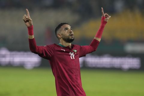 Ο Γιουσέφ Εν-Νεσύρι πανηγυρίζει γκολ που σημείωσε με την εθνική Μαρόκου