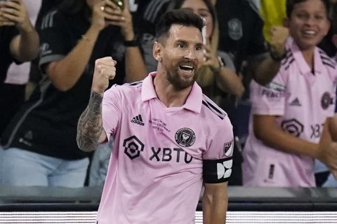 Inter Miami forward Lionel Messi (10) celebrates his goal against Nashville SC with teammates during the first half of the Leagues Cup championship soccer match Saturday, Aug. 19, 2023, in Nashville, Tenn. (AP Photo/George Walker IV)