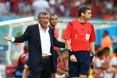 RECIFE, BRAZIL - JUNE 29:  Head coach Fernando Santos of Greece gestures during the 2014 FIFA World Cup Brazil Round of 16 match between Costa Rica and Greece at Arena Pernambuco on June 29, 2014 in Recife, Brazil.  (Photo by Paul Gilham/Getty Images)