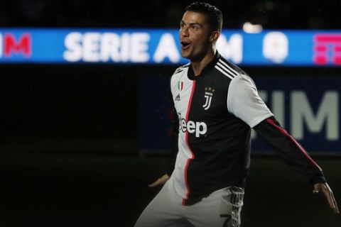Juventus' Cristiano Ronaldo celebrates at the end of the Serie A soccer match between Juventus and Atalanta at the Allianz stadium, in Turin, Italy, Sunday, May 19, 2019. (AP Photo/Antonio Calanni)