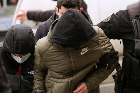 Δολοφονία Άλκη: Ο 21χρονος Έλληνας είναι ο δράστης που κρατούσε το δρεπάνι