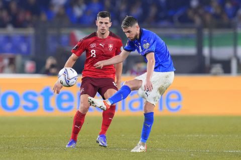 Ο Ζορζίνιο με τη φανέλα της Ιταλίας στην αναμέτρηση κόντρα στην Ελβετία για τα προκριματικά του Μουντιάλ | 13 Νοεμβρίου 2021