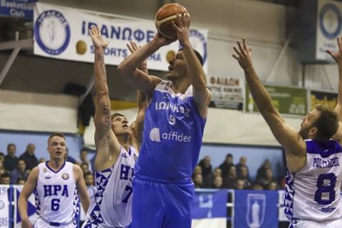 Ιωνικός Νίκαιας: Με Πετροδημόπουλο στην Basket League