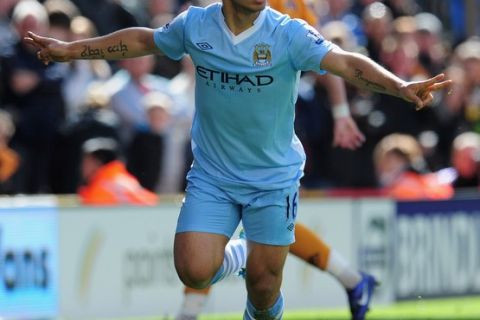 WOLVERHAMPTON, ENGLAND - APRIL 22:  Sergio Aguero of Manchester City celebrates after scoring during the Barclays Premier League match between Wolverhampton Wanderers and Manchester City at Molineux on April 22, 2012 in Wolverhampton, England.  (Photo by Shaun Botterill/Getty Images)