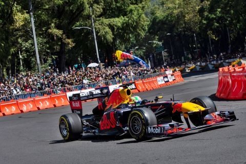 Red Bull Showrun by ALUMIL_Announcement