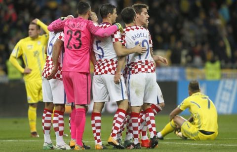 Croatia's players celebrate their victory during the World Cup Group I qualifying soccer match between Ukraine and Croatia at the Olympiyskiy Stadium in Kiev, Ukraine, Monday, Oct. 9, 2017. (AP Photo/Efrem Lukatsky)