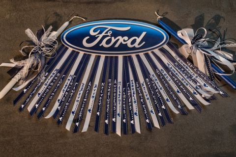 Λαμπάδες Ford για φιλανθρωπικό σκοπό