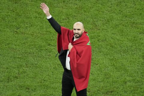 Ο προπονητής του Μαρόκο, Γουαλίντ Ρεγκραγκί μετά την πρόκριση της ομάδας του επί της Ισπανίας