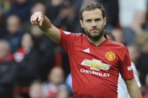 Manchester United's Juan Mata during the English Premier League soccer match between Manchester United and Wolverhampton Wanderers at Old Trafford stadium in Manchester, England, Saturday, Sept. 22, 2018. (AP Photo/Rui Vieira)