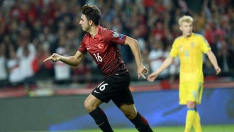 Turkey's Ozan Tufan celebrates after scoring a goal during the World Cup 2018 football qualification match between Turkey and Ukraine on October 6, 2016 at Konya arena stadium in Konya.  / AFP / STRINGER        (Photo credit should read STRINGER/AFP/Getty Images)