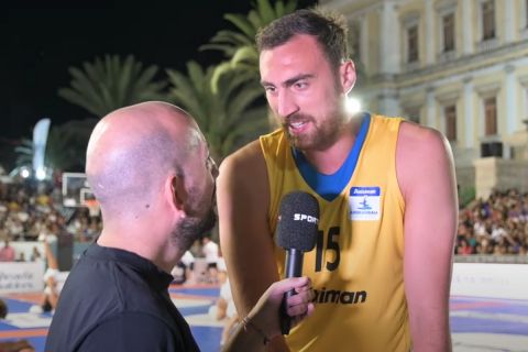 Ο Νίκολα Μιλουτίνοβ στο SPORT24: "Η Εθνική Ελλάδος μπορεί το χρυσό στο Eurobasket 2022"