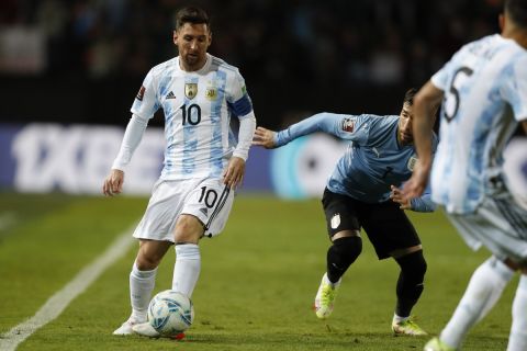 Ο Λιονέλ Μέσι με τη φανέλα της Αργεντινής σε αγώνα κόντρα στην Ουρουγουάη | 12 Νοεμβρίου 2021