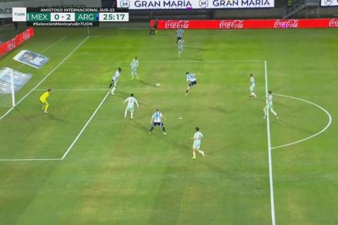 Ο Σουλέ έβαλε απίστευτο γκολ με ακροβατικό στο Μεξικό - Αργεντινή